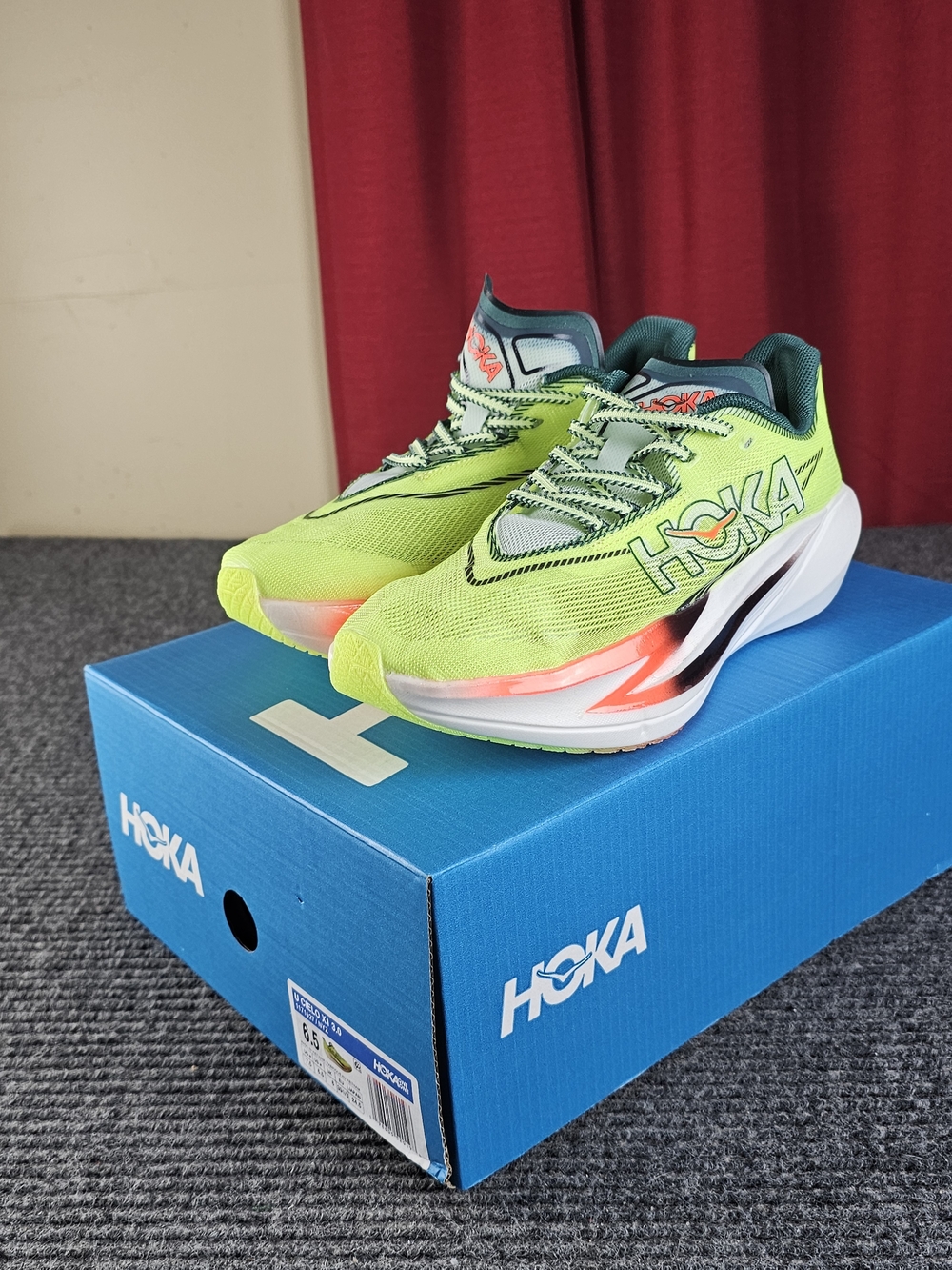 HOKA U Cielo X1 3.0 Neon Green/Teal Running Shoes Womens 7.5